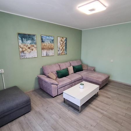 M & M Apartment プーラ エクステリア 写真
